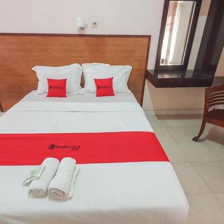 Reddoorz At Pujon Malang Hotel Batu  Kültér fotó