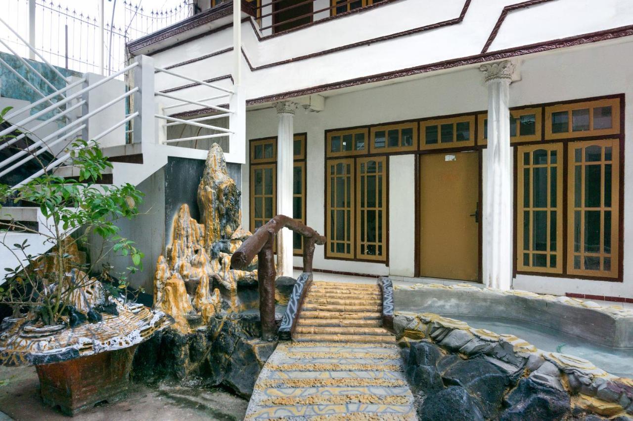 Reddoorz At Pujon Malang Hotel Batu  Kültér fotó