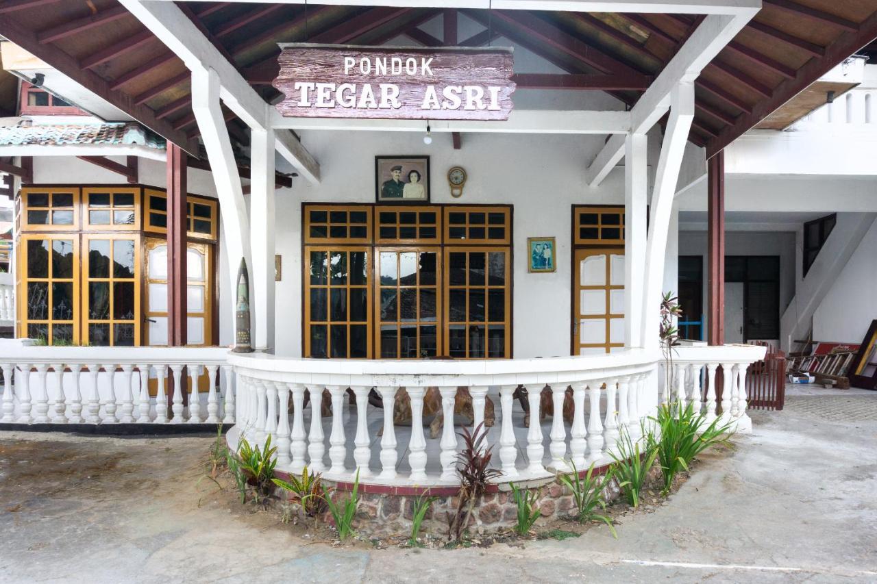 Reddoorz At Pujon Malang Hotel Batu  Kültér fotó