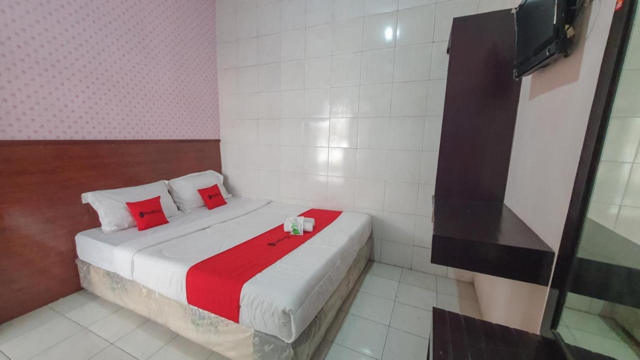 Reddoorz At Pujon Malang Hotel Batu  Kültér fotó