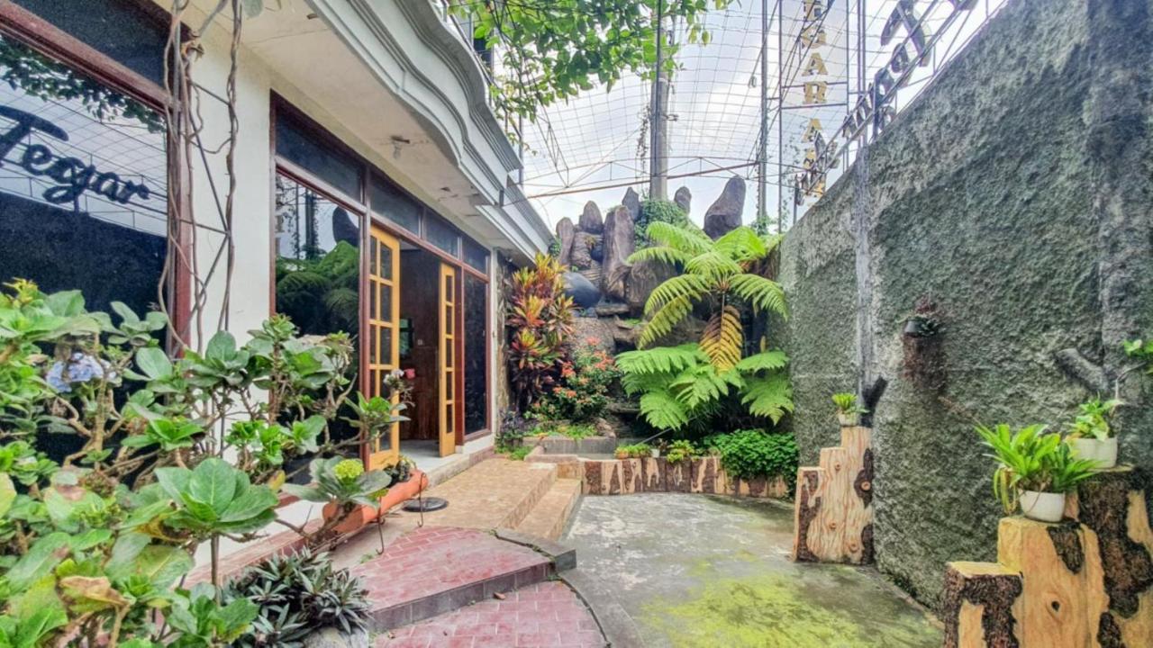 Reddoorz At Pujon Malang Hotel Batu  Kültér fotó